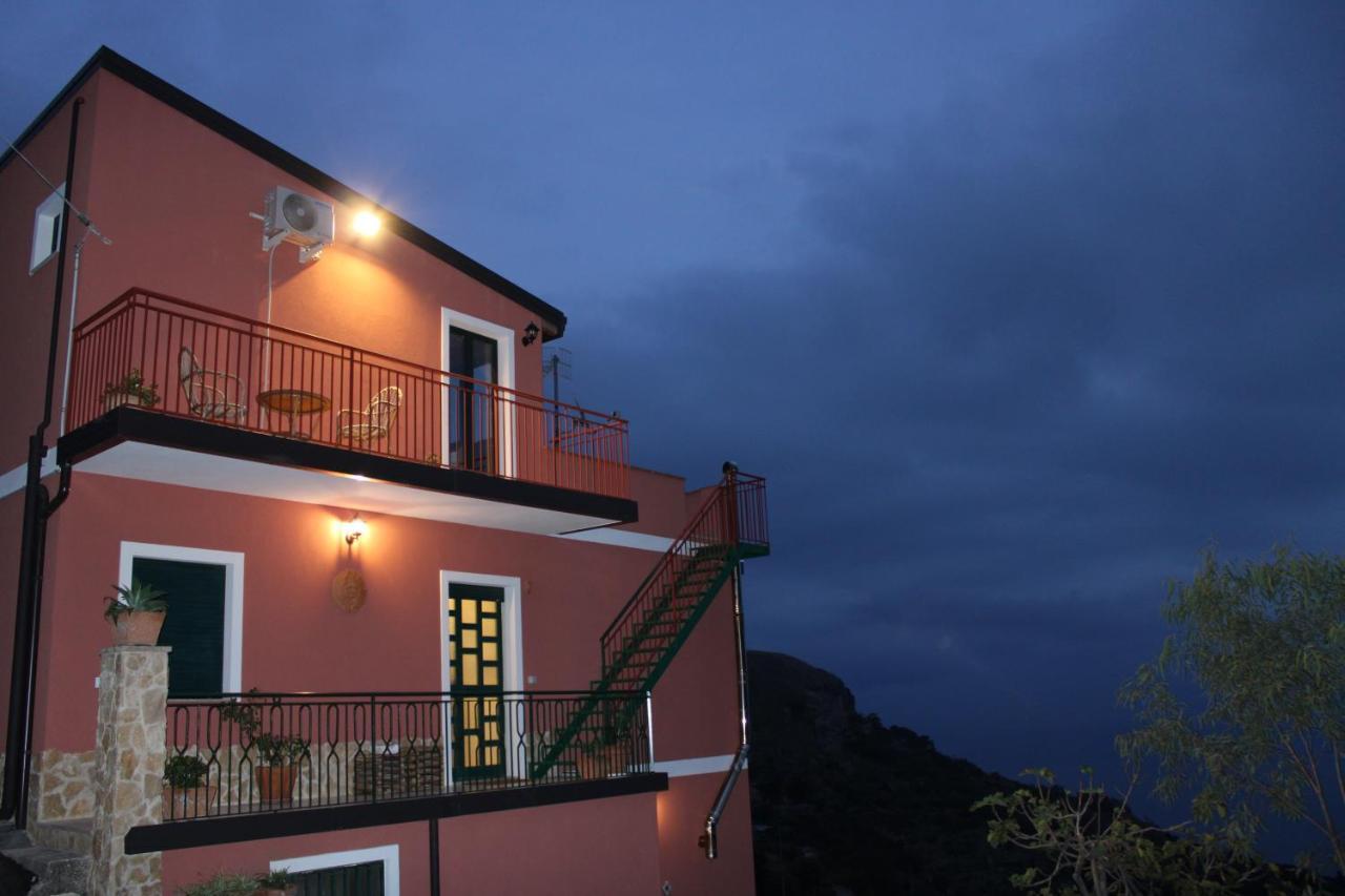 Le Stelle Di Casa Leonardo Villa Castelmola Exterior photo
